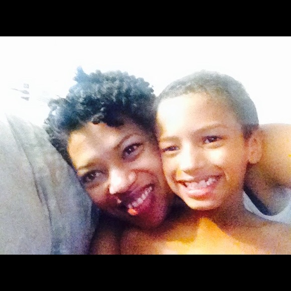 Meet your Posher, Helena - Picture 1 of 1